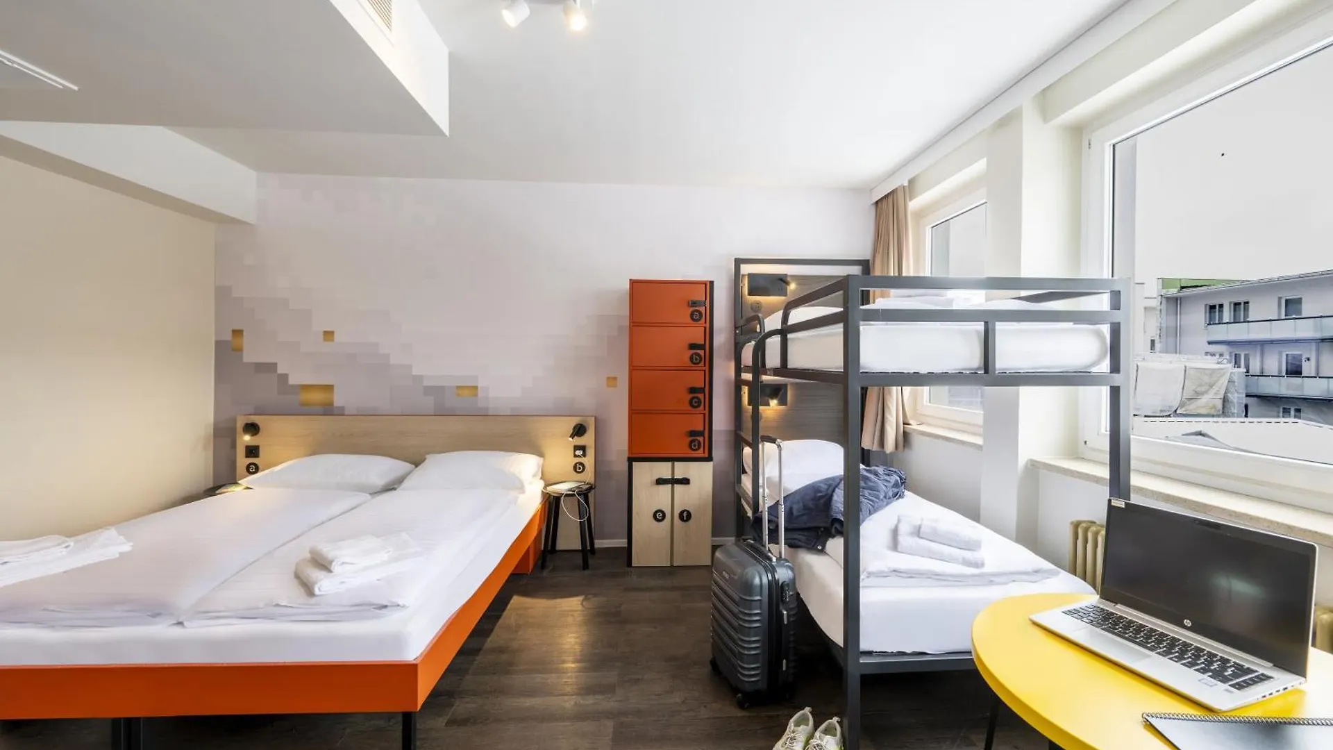 ***  Meininger Hotel Muenchen Zentrum Germany