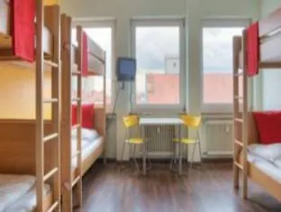 Meininger Hotel Muenchen Zentrum 3*, München